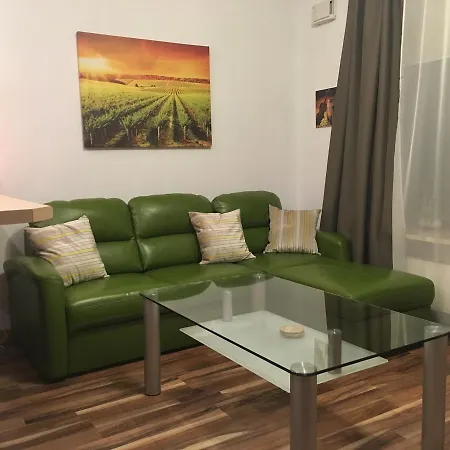 Main Street - Atelier Apartment Warsaw