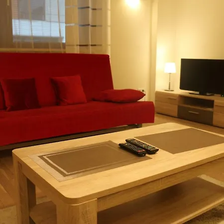 Main Street - Atelier Apartment Warsaw